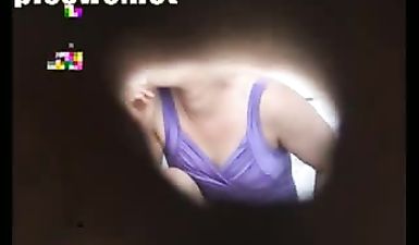 Копро видео из женского туалета