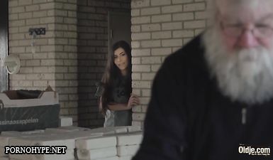 Смотреть Порно Дед Подглядывает Смотреть Порно Дед Подглядывает