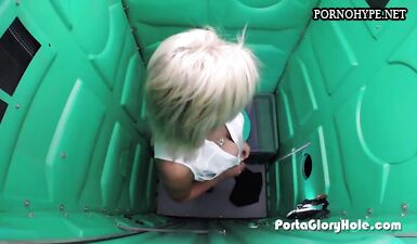 Зрелая Шлюха И Член Из Дырки В Стене Зрелая Шлюха И Член Из Дырки В Стене